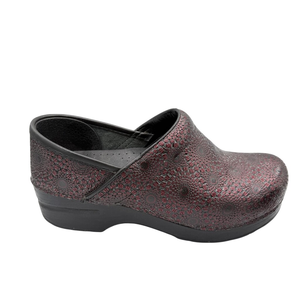 Dansko Clogs Shoes Womens Size 6.5 Red Geometric Leather Slip On Comfort 37